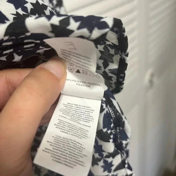 Primark Long Sleeve Geometric Pattern Navy and White Blouse Size 12 - Picture 5 of 6